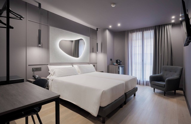 Hotel LIVVO La Escarlata