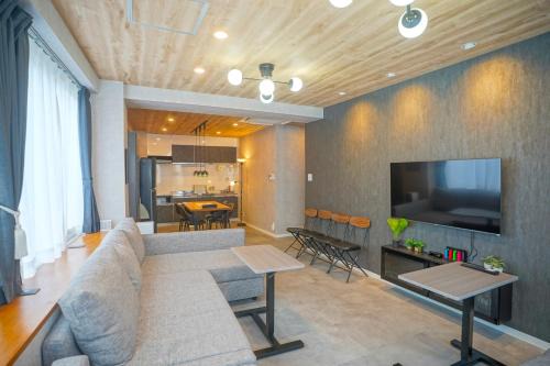 Hotel iemirai Araiyakushi - Shinjuku 9min train ride