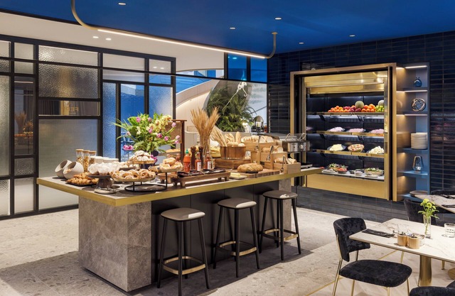Hotel Indigo Melbourne Little Collins by IHG