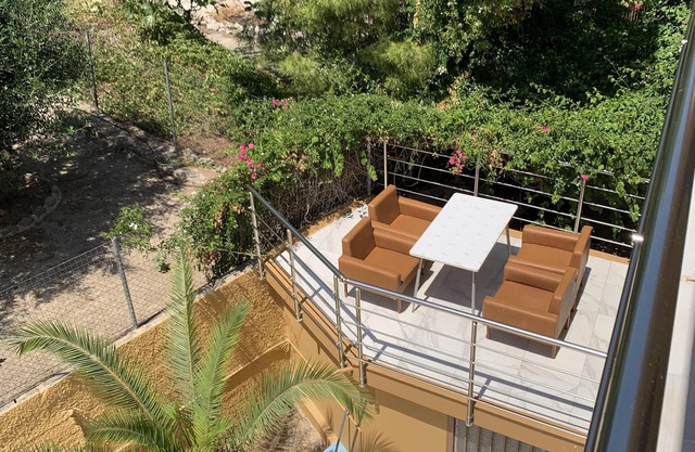 HOTEL LUCY JUNTO AL MAR