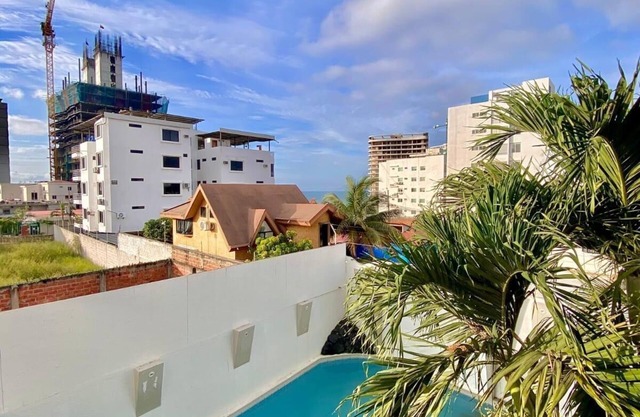 Hotel Madrigal Manta Beach