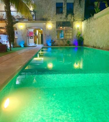 Hotel Mayahau Coba