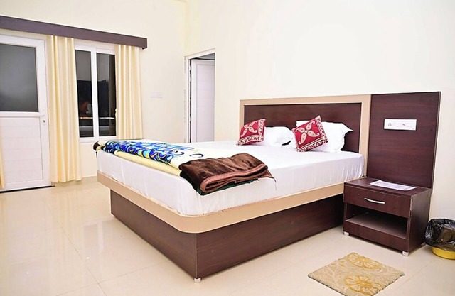 HOTEL Nath PALACE
