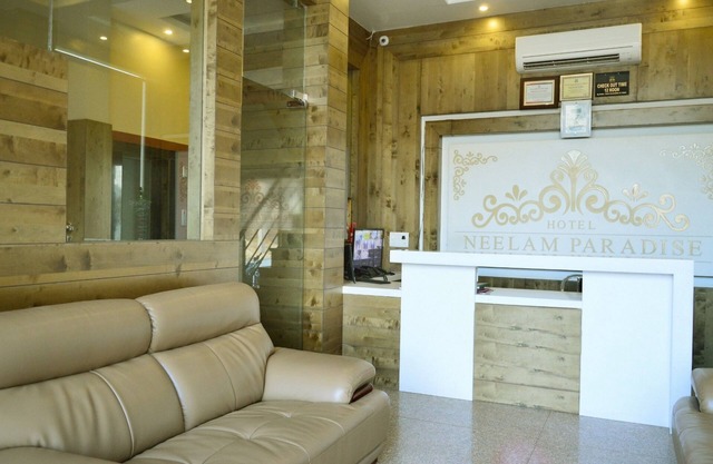 Hotel Neelam Paradise