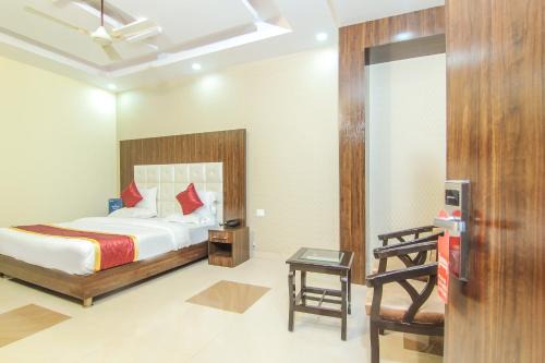 Hotel O Gratos Inn