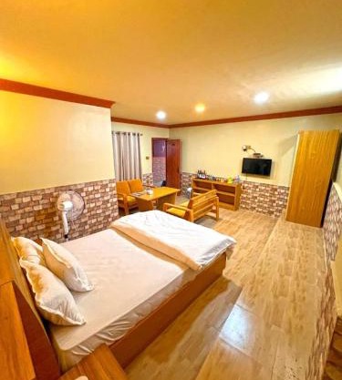 Hotel Om