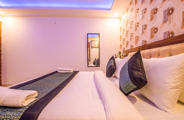 Hotel Pearl City At Mahipalpur Delhi Airport