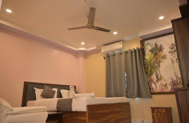 HOTEL PLAZA