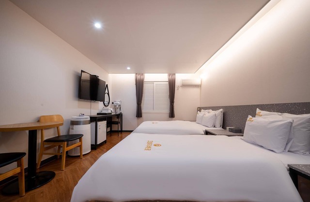 Gwangju Chungjangro Hotel The Lua