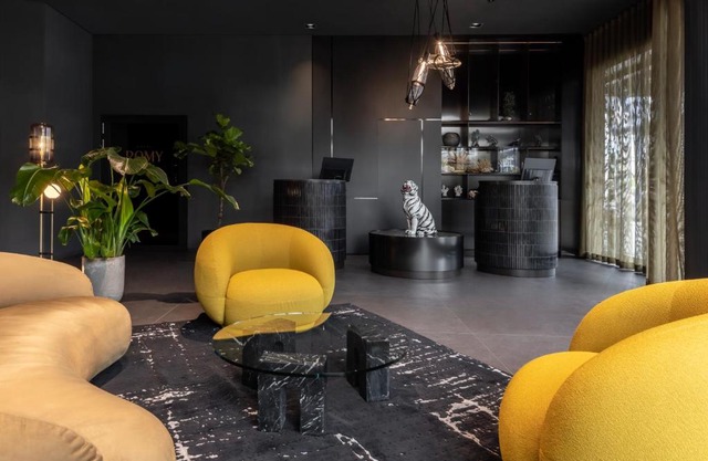 Hotel ROMY by AMANO