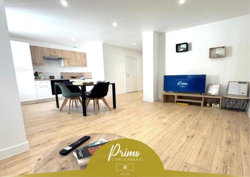 Hotel Sennecey - Free Parking - BY PRIMO C0NCIERGERIE