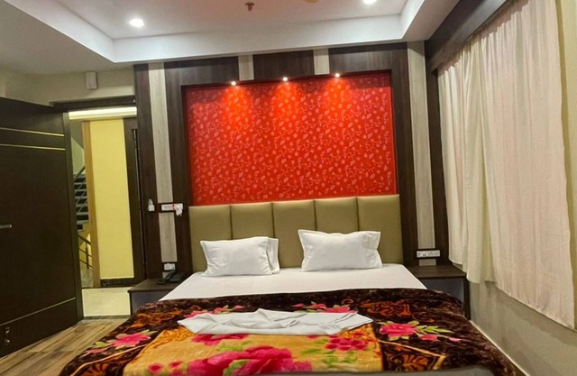 Goroomgo Signature New Digha