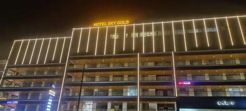 Hotel Sky Gold