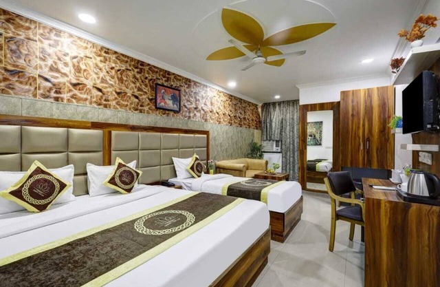 Hotel Smart Signature