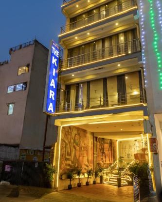 HOTEL THE KIARA With - FREE AIRPORT PICKUP DELHI AIRPORT