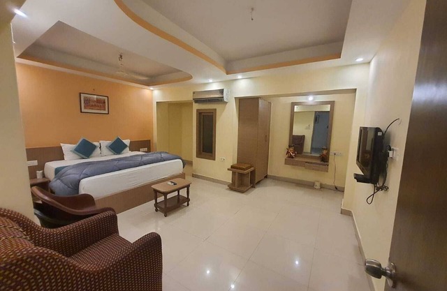 Hotel vrinda palace