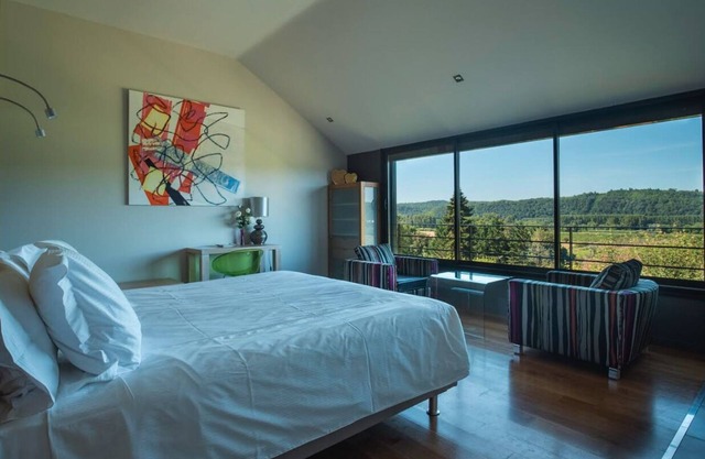 Casa Anne Fouquet, prestigio, hermosa vista, aire acondicionado y confort.