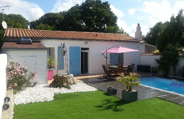 Casa 4 Pers. Decorada, Piscina & WiFi