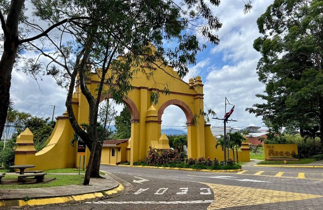 House in Cariari: Business/Relax