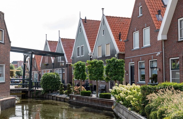 Casa en Volendam con Vistas al Agua
