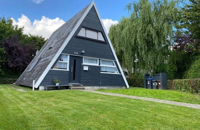 Cottage con WiFi, Sky (or), cerca de la playa, completamente reformado, los perros de bienvenida