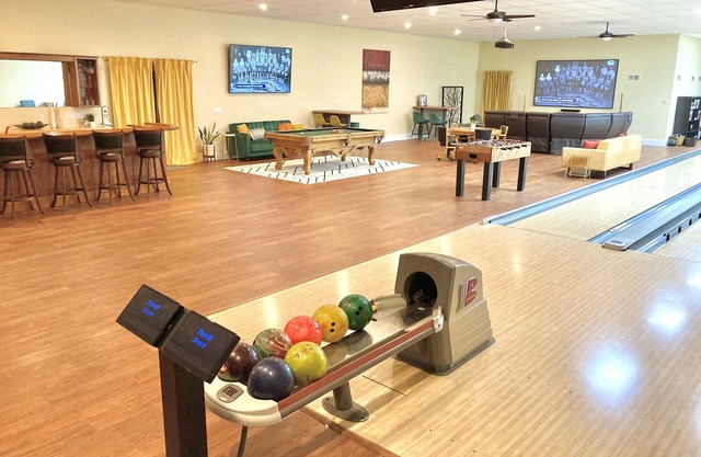 "House Of Pins" 4200 SqFt of Sensory friendly fun w/ 2 Full Lane BOWLING ALLEY!