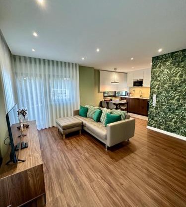 House Real Companhia 55/53