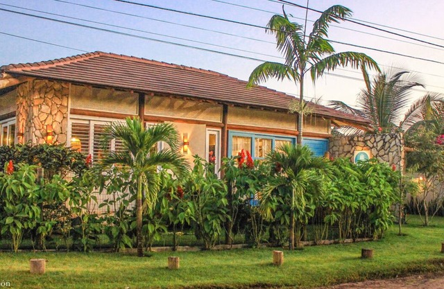Casa con 4 suites, 6 baños, barbacoa y piscina,