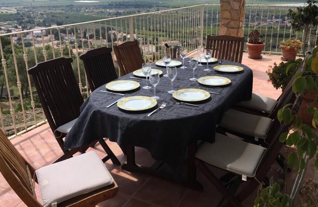 ACOGEDOR CHALET CON PISCINA PRIVADA 7-9 PERS. 7 M PLAYA EN VINAROS