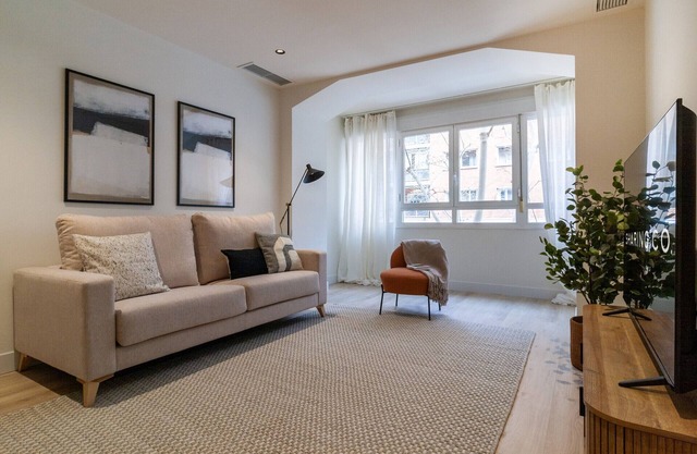 Apartamento de 2 hab. en La Castellana por Sharing Co.