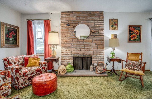 Huge 1960s Style Family and Pet Friendly Home