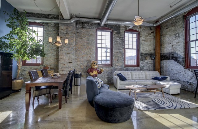 Enorme Loft U de M Dinkytown