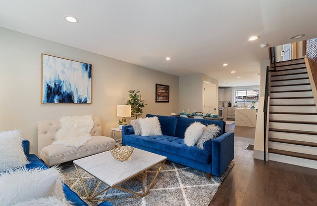 Huge MODERN LUXE Home | Minutes to Center City!