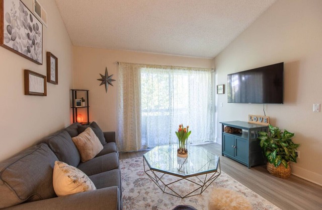 Discover fun at LEGOLAND® California, just 17 mins away