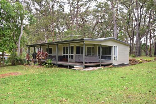 Hughs Hideaway Arakoon