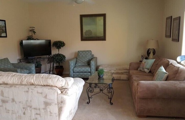 Hynes Hollow by Mesquite Vacation Rentals: Pet Friendly with $510 in free daily activities