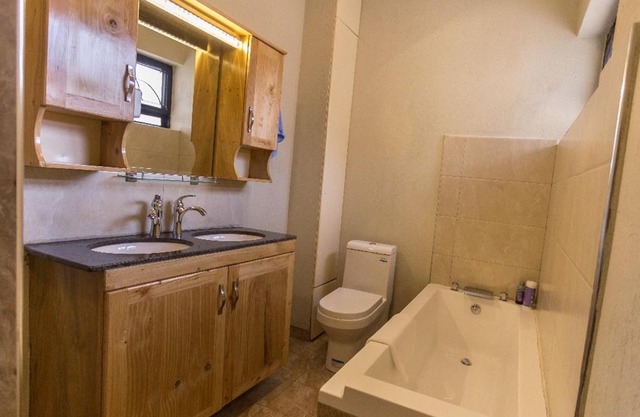 Ibis Apartments