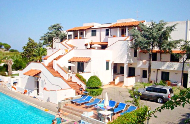 Ideal Getaway Close to Attractions