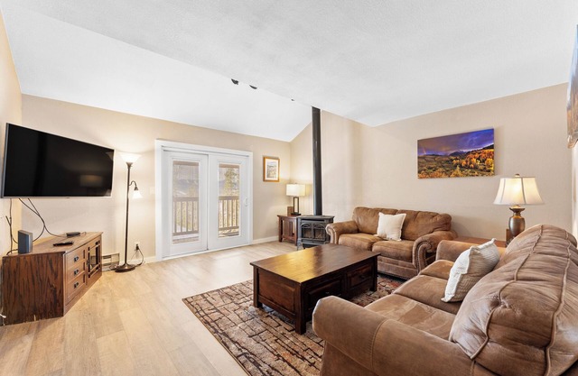Ideally Located, Cozy Townhome w/ Mountain Views, Private Sauna & Fireplace!