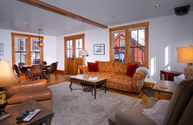 Ideally located in the Town of CB; Great Views!