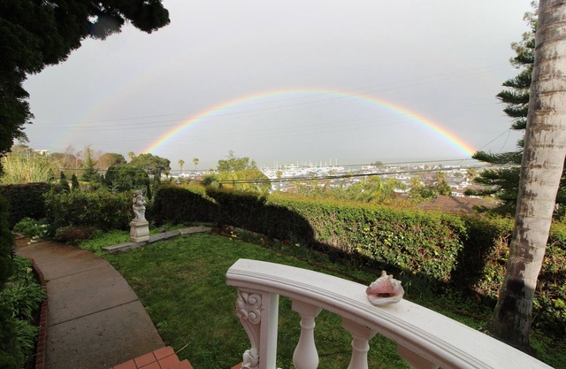 Villa privada idílica con impresionantes S. F. Vista del puerto de la bahía y el yate