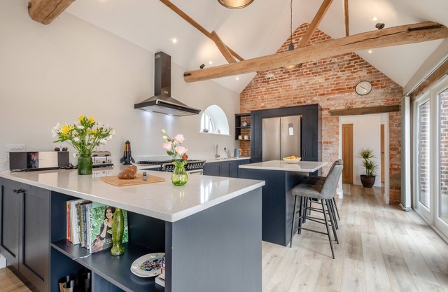 Iken Barn - Dos Habitaciones Casa, Capacidad 4