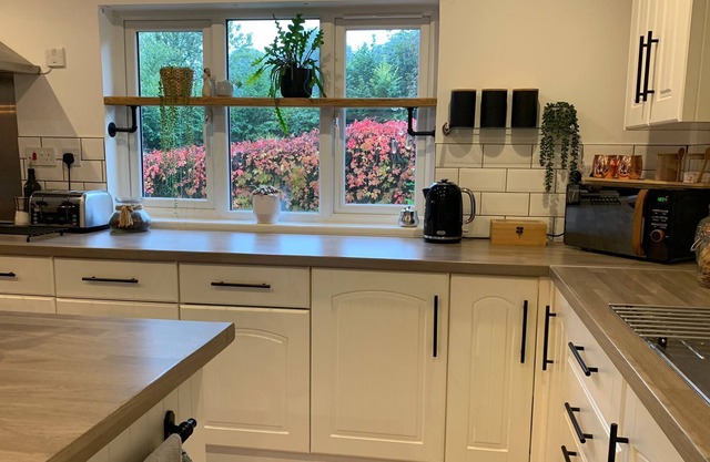 Impeccable 3-Bed bungalow near Launceston