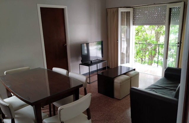 Alquiler de PH Impecable con 4 Ambientes en Zona La Perla