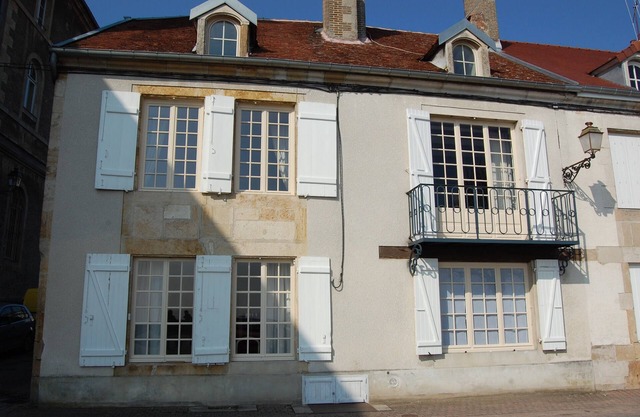 MANSION HOUSE LANGRES