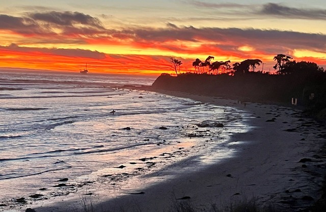 Incredible oceanfront 2-bedroom condo in Goleta
