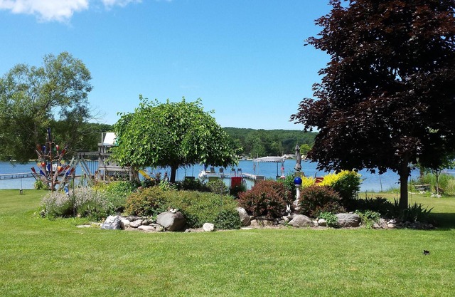 Lago intermedio, Central Lake, Mi, Casa de campo de Critts Cove