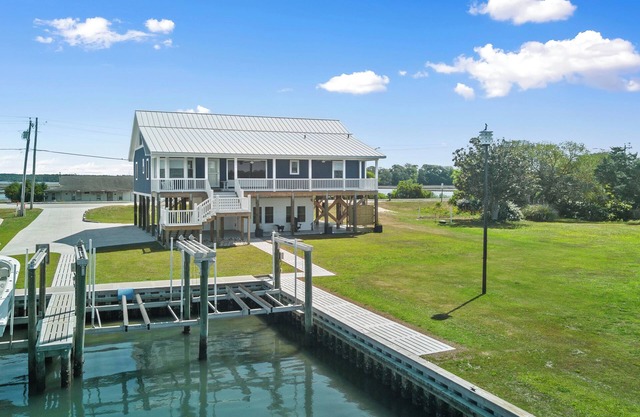 Intracoastal Waterway Soundfront 4BR w/ Dock, Boat Lift, & Stunning Water Views