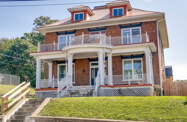 Inviting Connellsville Getaway w/ Deck!