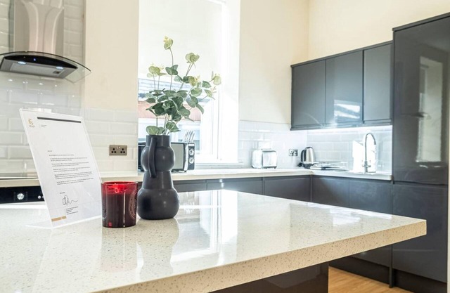 Ipswich Waterfront Serenity - City View 2BR Apt